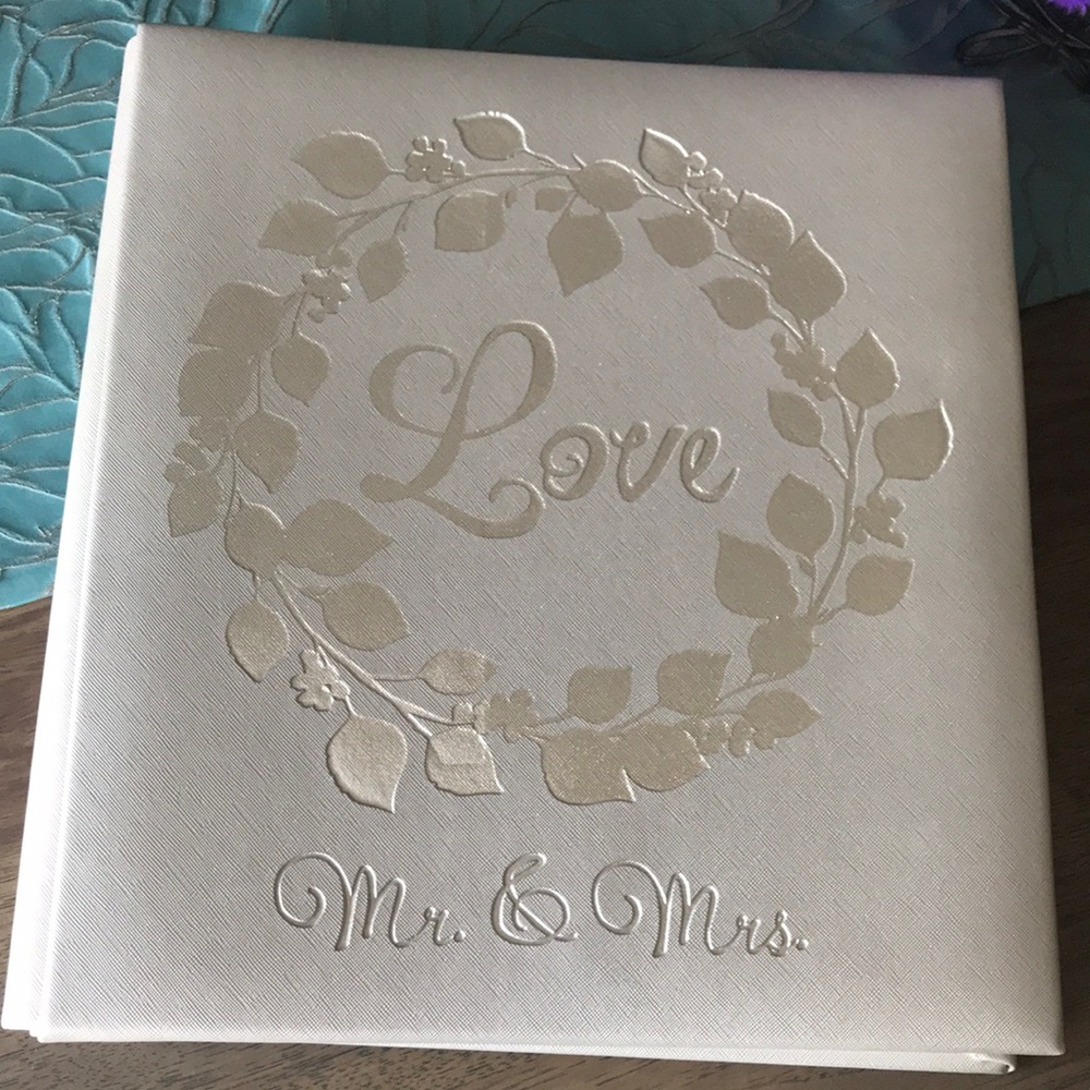 Elegant Love Mr. & Mrs. Wedding Photo Album